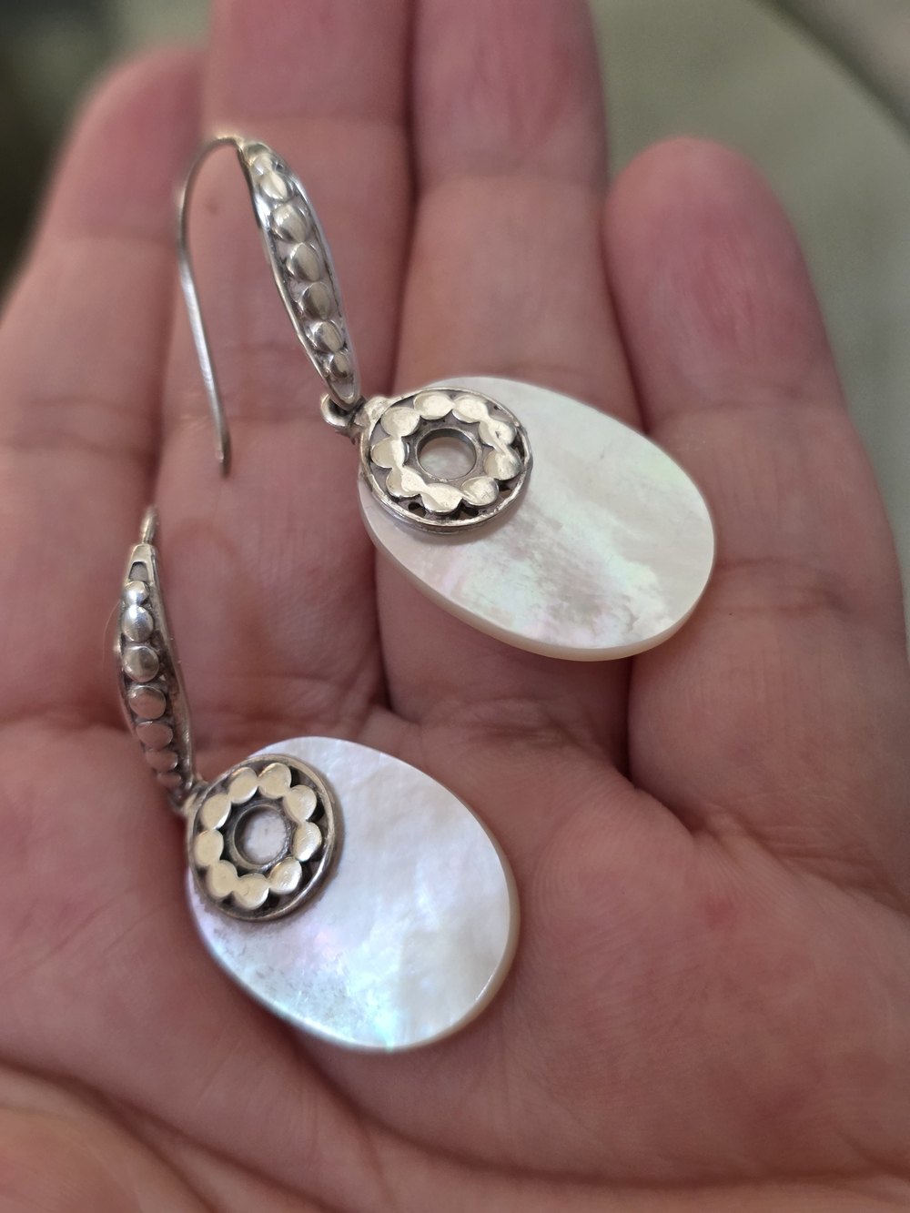 Vintage Boho Mother-of-Pearl Dangle Earrings - Picture 8 of 8